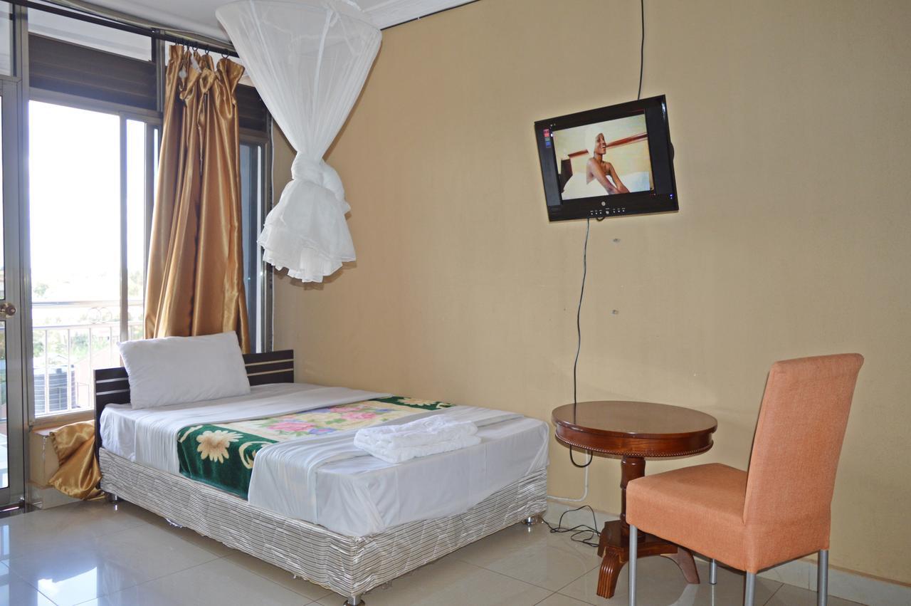 Unik Hotel Kireka Экстерьер фото